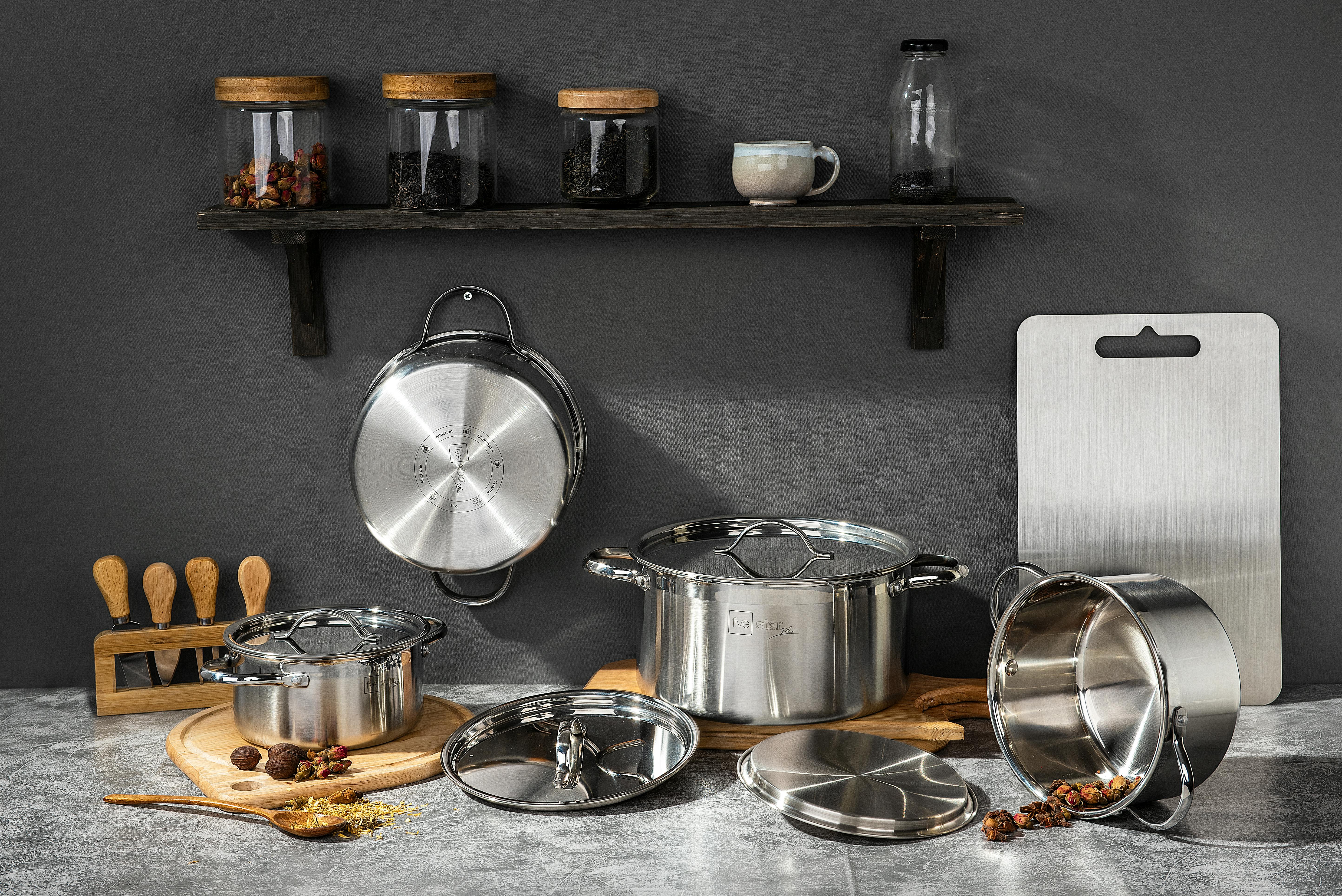 Best Cookware Essentials: Upgrade Your Kitchen Performance