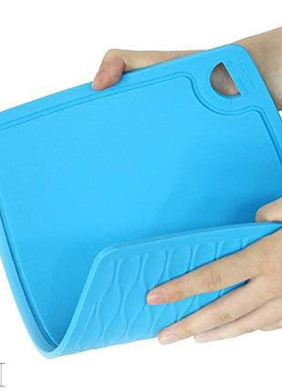 Liflicon Thick Silicone Cutting Board 12.6'' x 9.1'' Foldable & Flexible Design Juice Grooves Easy Grip Handle Dishwasher Safe-Blue