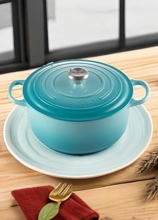 Le Creuset Enameled Cast Iron Signature Round Dutch Oven, 7.25 qt., Caribbean