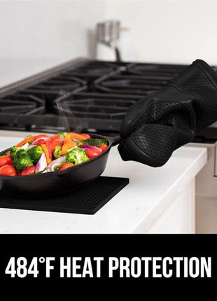 GORILLA GRIP BPA-Free Soft Silicone Oven Mitts and Pot Holders Sets of 4, Heat Resistant Waterproof Cooking Gloves, Thick Cotton Lining, Flexible Gripping for Baking Grilling, Kitchen Trivets, Black