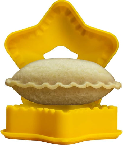 Sandwich Cutter and Sealer (Star) - Crustless Sandwich Maker - Great for Lunchbox and Bento Box - Boys and Girls Kids Lunch - Sandwich Cutters for Kids