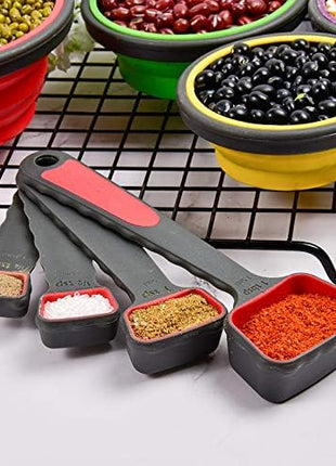 Collapsible Silicone Soft Measuring Cups and Measuring Spoons,8 pieces Portable Food Grade Silicone Measurement Cup for Liquid & Dry Measuring Baking & Travel Measuring Cup，space saver (Purple)