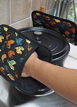 Pot Holders Set of 2 Heat Resistant 480 ℉Non Slip Clear Silicone Printed Comfortable Cotton Lining Kitchen Women Men Cooking Baking Microwave Machine Washable (Rooster, Black Potholders)