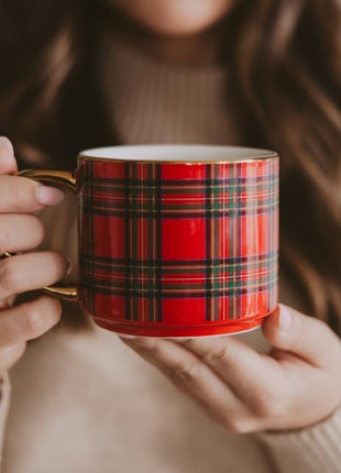Sweet Water Decor Red Plaid Coffee Mug, 14oz China Christmas Mug with Gold Handle, Large Holiday Winter Cup for Coffee, Tea & Hot Chocolate, Stocking Stuffer Gifts for Women