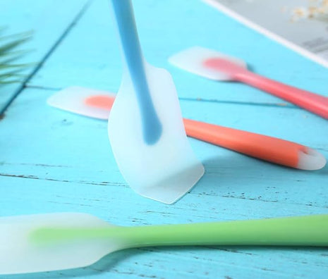 Silicone Spatula Set of 4 - Heat Resistant Flexible Spatula 450F with Stainless Steel Core - Food Grade Premium Good Grip Kitchen Utensils - Seamless, Heavy Duty, BPA Free, Dishwasher Safe