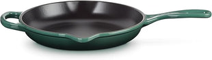 Le Creuset Signature Cast Iron Signature Iron Handle Skillet, 9", Artichaut