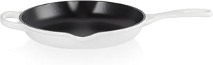 Le Creuset Enameled Cast Iron Signature Iron Handle Skillet, 9", White