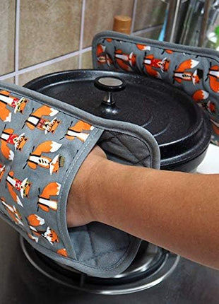 Pot Holders Set of 2 Heat Resistant 480 ℉ Non Slip Clear Silicone Printed Comfortable Cotton Lining Kitchen Women Men Cooking Baking Microwave Machine Washable (Fox, Gray Potholders)