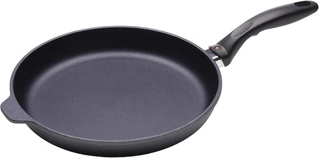 Swiss Diamond 11 Inch Frying Pan Nonstick Diamond Frying Pan, Aluminum Coated Skillet, Dishwasher Safe and Oven Safe Fry Pans, Grey