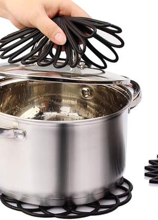 ME.FAN Silicone Trivet Mat - Kitchen Hot Pads for Pots & Dish - Insulated Teapot Trivet - Flexible, Durable, Non-Slip Large Coasters 3 Set Black