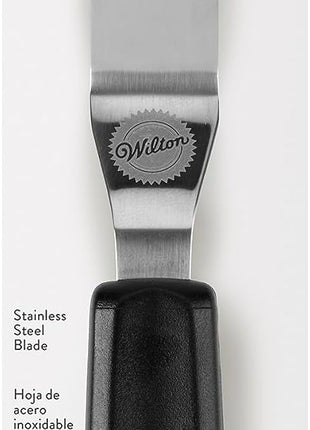 Wilton 9 Inch Frosting Spatula with A Stainless Steel Angled Spatula And Ergonomic Handle, Black Baking Spatula