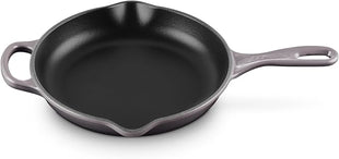 Le Creuset Enameled Cast Iron Signature Iron Handle Skillet, 9", Oyster