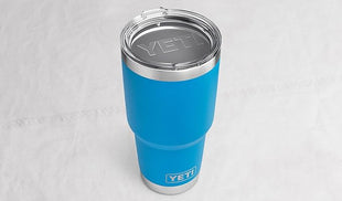 YETI Rambler Vacuum Insulated Tumbler with Lid