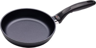 Swiss Diamond 8 Inch Frying Pan Nonstick Diamond Frying Pan, Aluminum Coated Skillet, Dishwasher Safe and Oven Safe Fry Pans with Ergonomic Handle
