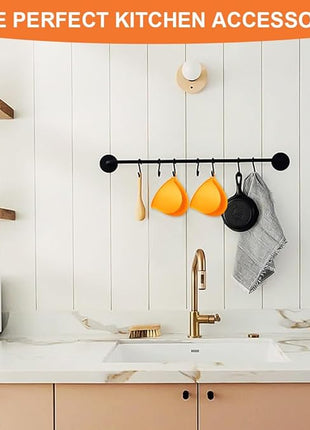 AUAUY 1 Pair Mini Silicone Oven Mitts, Heat Resistant Pot Holders Mitts, Cute Oven Pinch Grip Gloves, Small Potholders for Kitchen, Air Fryer Mitts Pair for Cooking, Baking and Grilling (Orange)