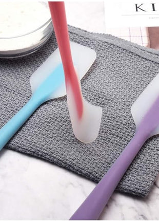 Silicone Spatulas Set of 4 - Heat Resistant Non-Stick Flexible Rubber with Solid Stainless Steel Core Kitchen Essential Gadget Premium Scraper Spoon Set - Seamless, Dishwasher Safe, 2 Size