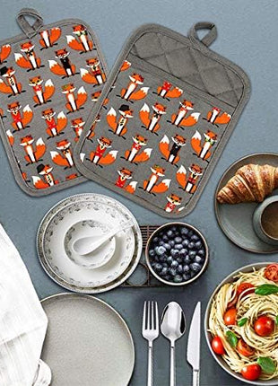 Pot Holders Set of 2 Heat Resistant 480 ℉ Non Slip Clear Silicone Printed Comfortable Cotton Lining Kitchen Women Men Cooking Baking Microwave Machine Washable (Fox, Gray Potholders)