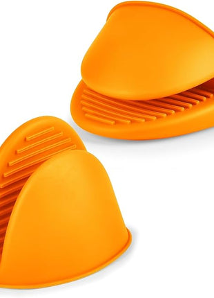 AUAUY 1 Pair Mini Silicone Oven Mitts, Heat Resistant Pot Holders Mitts, Cute Oven Pinch Grip Gloves, Small Potholders for Kitchen, Air Fryer Mitts Pair for Cooking, Baking and Grilling (Orange)