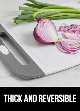 GORILLA GRIP BPA-Free Reversible Kitchen Cutting Board Set of 3, Nonporous, Juice Grooves to Catch Liquid, Slip Resistant Handle Border, Dishwasher Safe, Durable Large Food Chopping Boards, Gray