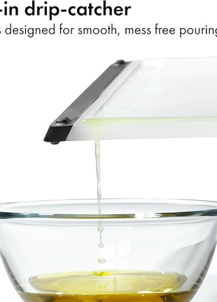 OXO Good Grips 2-Piece Cutting Board Set, Cutting Boards for Kitchen Prep, Non-Porous Double-Sided Design, Dishwasher-Safe, Durable Kitchen Essentials