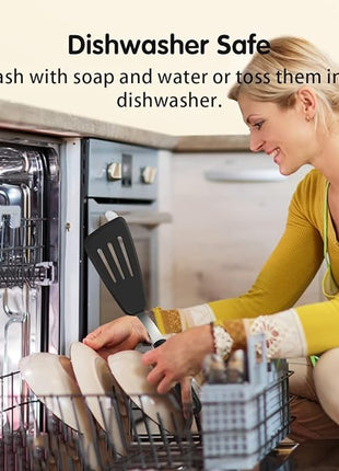 Silicone Spatula Turner Set of 2, GEEKHOM 600°F Heat Resistant Cooking Spatulas for Nonstick Cookware, Extra Large Flexible Kitchen Utensils BPA Free Rubber Spatulas for Pancake, Eggs, Fish, Black