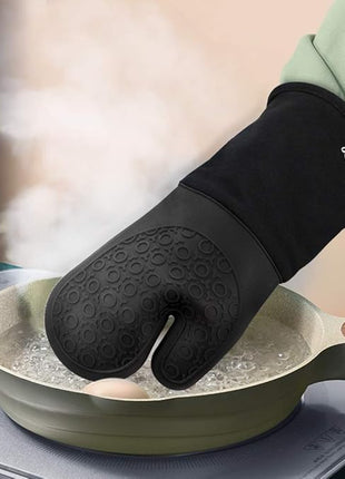 sungwoo Silicone Oven Mitts, Heat Resistant Oven Gloves with Quilted Liner Non-Slip Textured Grip Perfect for BBQ, Baking, Cooking and Grilling - 1 Pair 13.8 Inch Black