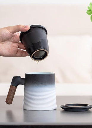 ZENS Tea Cup with Infuser and Lid, Wood Handle Loose Steeper Mug, 12 Ounces Matte Gradient Embossed Ceramic Stainer Mug for Tea Gifts, Black & White