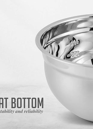 OVENTE Mixing Bowl Set with Lids, 3-Piece Stainless Steel Nesting Bowls for Easy Food Storage, Stackable Design, Kitchen Essential for Baking, Cooking and Prepping, Size 5, 3.5, 1.5QT, Silver BM46333S