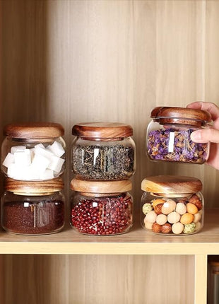 SAIOOL Kitchen Canisters Set of 6-8.5oz Glass Spice Jars With Acacia Airtight Lid and Labels Round Spice Bottles for kitchen Seasoning Baby Food Kids Snacks Meal Prep Containers Candle