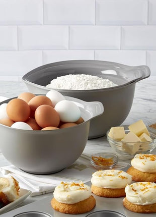 KitchenAid Universal Nesting Plastic Mixing Bowls, Set Of 3, 2.5 quart, 3.5 quart, 4.5 quart, Non Slip Base with Easy Pour Spout to Reduce Mess, Dishwasher Safe, Gray