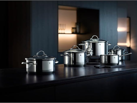 WMF Pot Set 4-Piece Provence Plus Pouring Rim Glass Lid Cromargan® Stainless Steel Polished Suitable for Induction Hobs Dishwasher-Safe, Silver, 52.7 x 28.8 x 21.8 cm