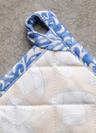 Maison d' Hermine Pot Holders Set 100% Cotton Heat Resistant Potholders 8" x 8" Hot Pads with Loop BBQ, Cooking, Baking, Grilling, Kitchen, Handling Hot Pans Spring/Summer (Pack of 2, Canton)