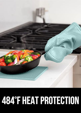GORILLA GRIP BPA-Free Soft Silicone Oven Mitts and Pot Holders Sets of 4, Heat Resistant Waterproof Cooking Gloves, Thick Cotton Lining, Flexible Gripping for Baking Grilling, Kitchen Trivets, Mint