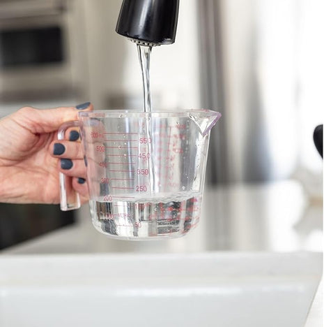 Better Houseware 2.5 Cup Measuring Cup, Clear Plastic Measuring Cup for Liquids, 20 oz, Kitchen Essential Plastic Measuring Cups for Baking & Cooking, Ounce Measuring Cup, Clear