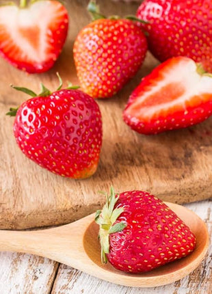 HANSGO Small Wooden Spoons, 6PCS Christmas Small Soup Spoons with Snowflake Pattern for Eating with Coffee Tea Jam Honey Spices and Restaurant Decoration