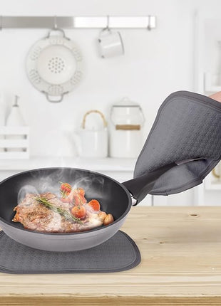 Hovico 2PCS Silicone Pot Holders, Oven Mitts Heat Resistant Hot Pads with Pockets, Non Slip Pot Holder for Kitchen Baking and Cooking| 9.8 x 7 Inches | Towel Cloth Interior Lining - Gray