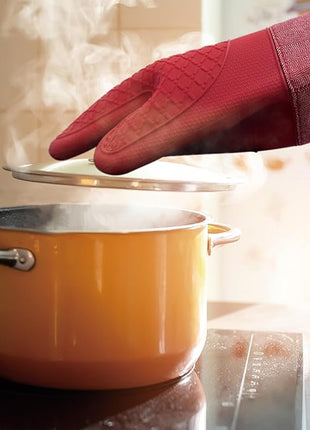 Professional Microwave Silicone Oven Mitts one Pair, Kitchen Mitten Set for Heat Resistant with 500 Degrees, Kitchen Gloves Pot Holder for BBQ Cooking Baking (Red)