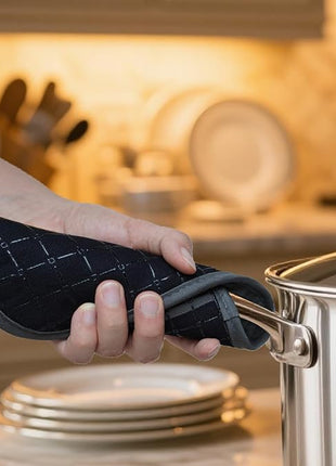 Oven Mitts and Pot Holders Sets 6pcs, Kitchen Oven Glove,High Heat Resistant 550 Degree Extra Long Oven Mitts and Potholders with Non-Slip Silicone Surface for Home Essentials (Grey) (Matte Black)