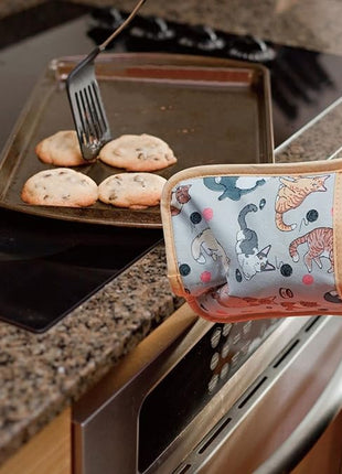 Pot Holders Set of 2 Heat Resistant 480℉ Kitchen 100% Cotton Comfortable Lining Printing Fox Flower Women Men Home Cooking Baking Microwave BBQ Gift (Cat potholder)