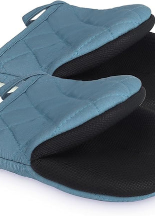 1 Pair Short Oven Mitts, Heat Resistant Silicone Kitchen Mini Oven Mitts for 500 Degrees, Non-Slip Grip Surfaces and Hanging Loop Gloves, Baking Grilling Barbecue Microwave Machine Washable