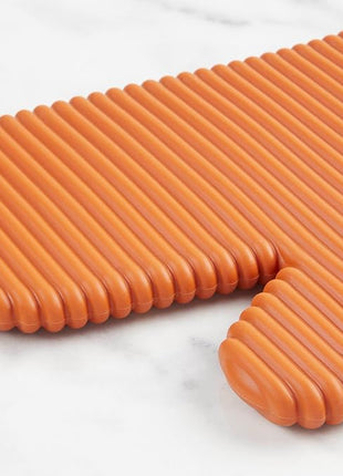 KITCHENAID Ribbed Soft Silicone Oven Mitt 2-Pack Set, 7.5"x13", Honey