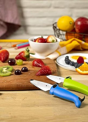 Kuhn Rikon Kinderkitchen® Kids Chef Knife Set 6", 2 Pieces, Green/Blue | Straight Edge & Serrated Knife | Cutting Tool Made for Real Cooking | Child Friendly Dog Design With Hand Guard For Safety