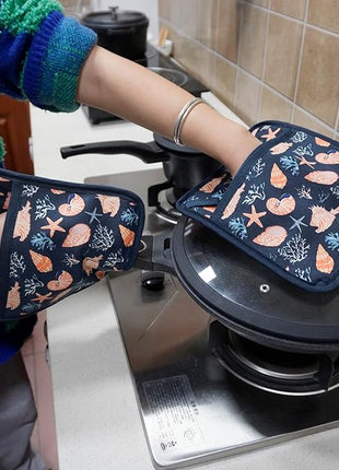 Pot Holders Set of 2 Heat Resistant 480℉ Kitchen 100% Cotton Comfortable Lining Printing Cowry Flower Women Men Home Cooking Baking Microwave BBQ Gift (Cowry potholders)