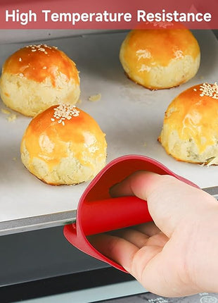 NEPAK 2 Pairs Oven Mitts Heat Resistant,Mini Silicone Oven Gloves,Pinch Grips Mitts Potholder for Kitchen Cooking & Baking (Red and Blue)