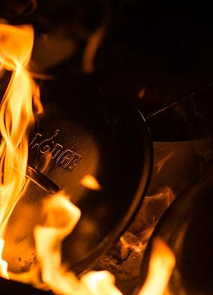 Lodge 8 Quart Pre-Seasoned Cast Iron Camp Dutch Oven with Lid - Dual Handles - Use in the Oven, on the Stove, on the Grill or over the Campfire - Black