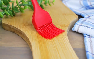 Set of 4 Pure Silicone Spatulas Spoon Pastry Basting Brush Heat Resistant (11"-8.4") (4, Spatula Set - Red)
