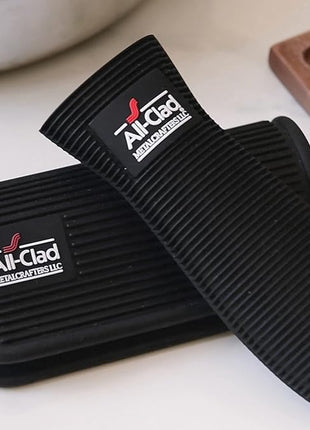 All-Clad Silicone Grip Set: 100% Silicone Flexible & Heat Resistant Ribbed Grip Set - Perfect for Cast Iron, Steel, or Glass, (2-Piece), Black/Grey