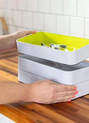 Three by Three Seattle 6 Piece Shallow Metal Organizer Tray Set for Storing Makeup, Stationery, Utensils, and More in Office Desk, Kitchen and Bathroom Drawers (1 Inch, Gold and White)