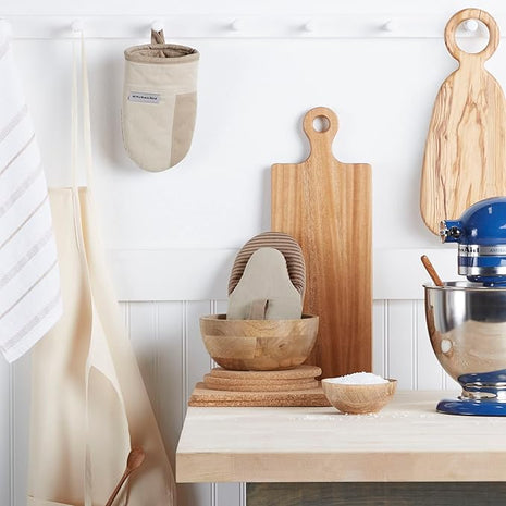 KitchenAid Beacon Two-Tone Non-Slip Mini Oven Mitt Set, Milkshake/Beige, 5.5"x8", 2 Piece