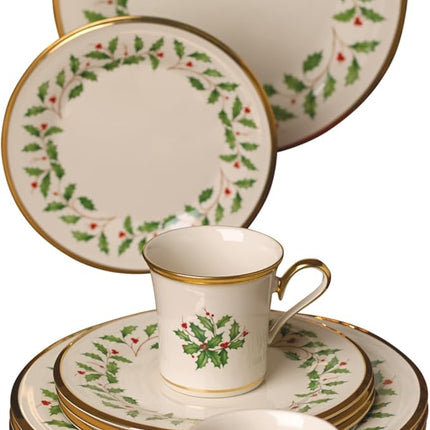 Lenox Dinnerware Set, Holiday 12-Piece Set, Service For 4, Porcelain Plate, Berry Motif With 24-Karat Gold Accents, Christmas Dinner Plates, Salad Plates And Mugs, Dishwasher Safe (Assorted, 12 Piece)